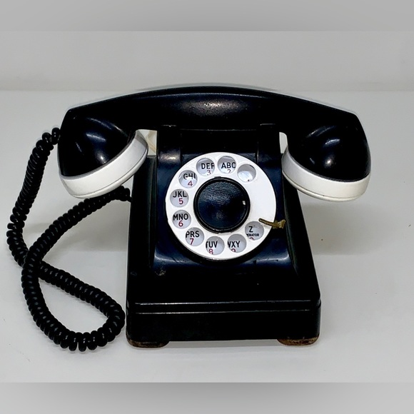 Early Mid Century Vintage WESTERN BELL Rotary Dial Telephone - Picture 5 of 16